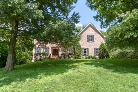1330 Burton Valley Rd, Nashville, TN 37215