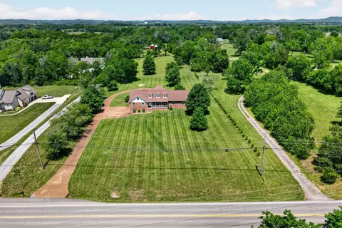1174 Highway 25, Gallatin, TN 37066