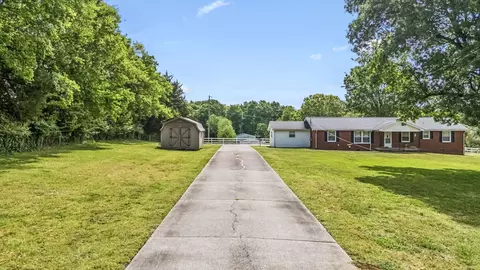 6721 Beckwith Rd, Mount Juliet, TN 37122