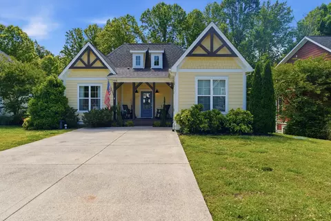 199 Evans Dr, Tullahoma, TN 37388
