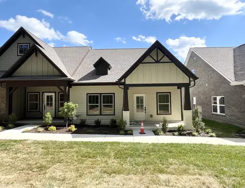 726 Coburg St, Gallatin, TN 37066
