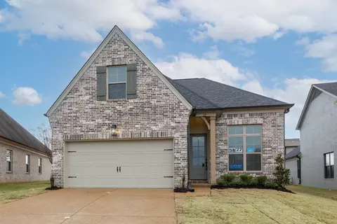 22 Doral Loop, Oakland, TN 38060