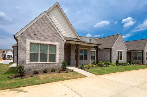 8779 Bedfordshire Dr #40, Memphis, TN 38133
