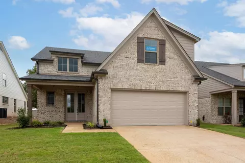 327 St Andrews Dr, Oakland, TN 38060