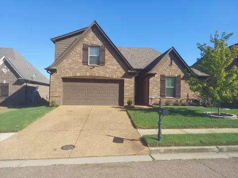 10428 Redmond Dr, Cordova, TN 38016