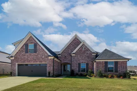 135 Misty Meadow Ln, Oakland, TN 38060