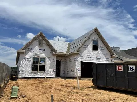 85 Downy Birch Cv, Oakland, TN 38060