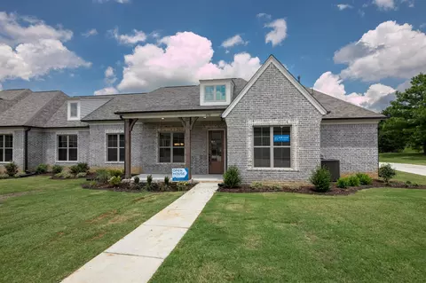 8798 Bedfordshire Dr #27, Memphis, TN 38133