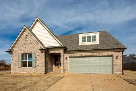25 Chesnut Ridge Dr, Oakland, TN 38060