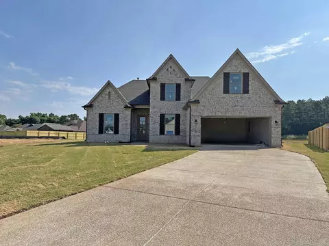 365 Chesnut Ridge Cv, Oakland, TN 38060