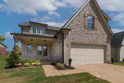 125 St Andrews Dr, Oakland, TN 38060