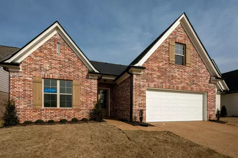 75 Hidden Garden Dr, Oakland, TN 38060