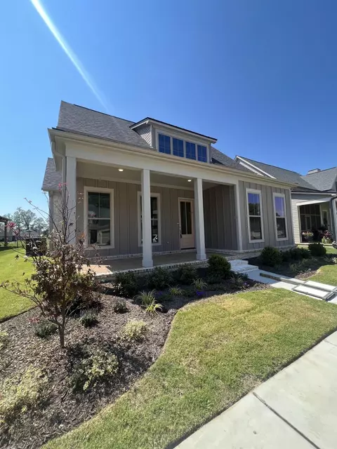 210 Freedom Ln, Rossville, TN 38066