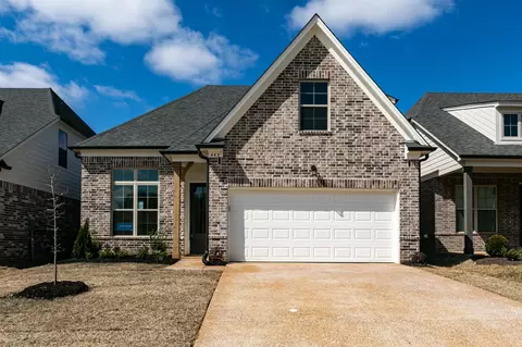 445 Maple St, Oakland, TN 38060