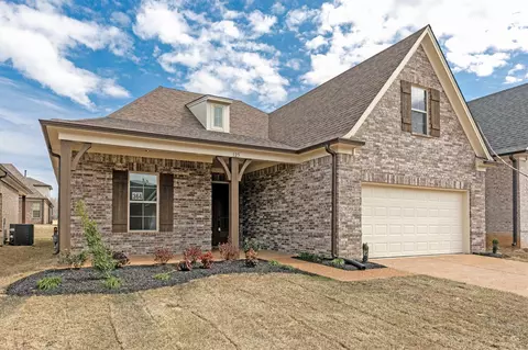 125 Dogwood Spring Dr, Oakland, TN 38060
