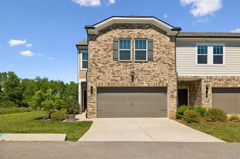 366 Coleman Ct, Columbia, TN 38401
