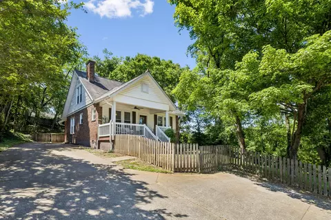 2687 Hartford Dr, Nashville, TN 37210