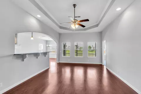 Living - 3139 Mapleside Ln, Murfreesboro, TN 37128 photo 2 of 2