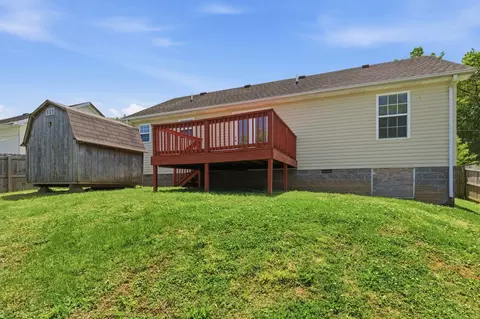 Exterior - 1150 17th Ave E, Springfield, TN 37172 photo 8 of 8