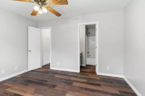Bedroom - 1150 17th Ave E, Springfield, TN 37172 photo 3 of 5