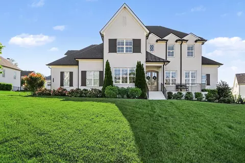 1111 Lusitano Ct, Nolensville, TN 37135