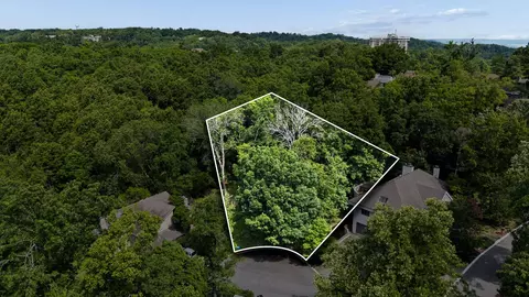 804 Harpeth Trace Pl, Nashville, TN 37221