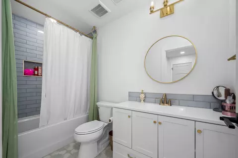 Bath - 796 Deberry Rd, Morrison, TN 37357 photo 6 of 6