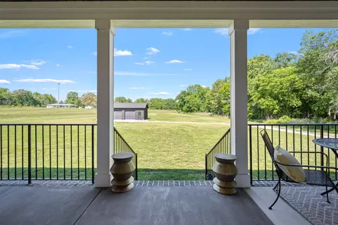Exterior - 796 Deberry Rd, Morrison, TN 37357 photo 4 of 8