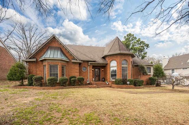 1741 Wood Oak Dr, Cordova, TN 38016