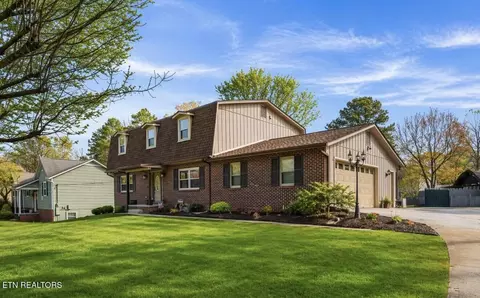 2012 Canby Hills Rd, Knoxville, TN 37923