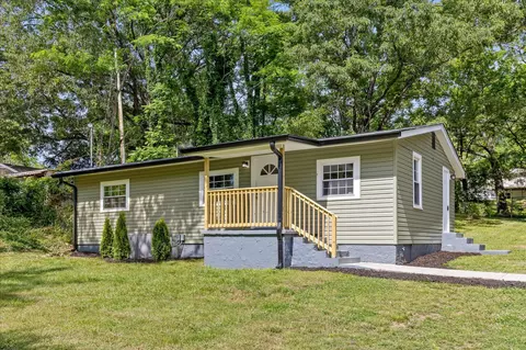 3907 Moss Rd, Chattanooga, TN 37406
