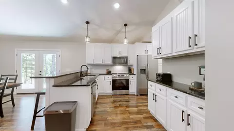 Kitchen - 29 Beech Ln, Buchanan, TN 38222 photo 2 of 3