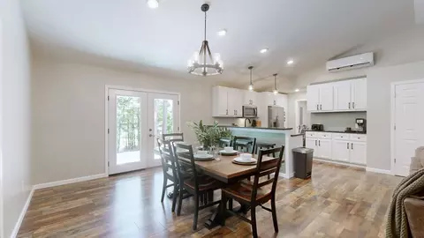 Dining - 29 Beech Ln, Buchanan, TN 38222 photo 2 of 2