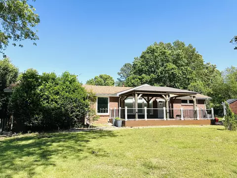 1255 Hillwood Dr, Clarksville, TN 37040