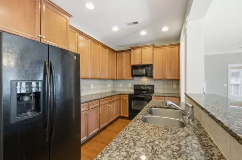 Kitchen - 110 Ormesby Pl, Franklin, TN 37064 photo 3 of 4
