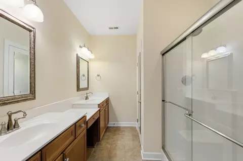 Bath - 110 Ormesby Pl, Franklin, TN 37064 photo 1 of 2