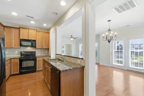 Kitchen - 110 Ormesby Pl, Franklin, TN 37064 photo 2 of 4