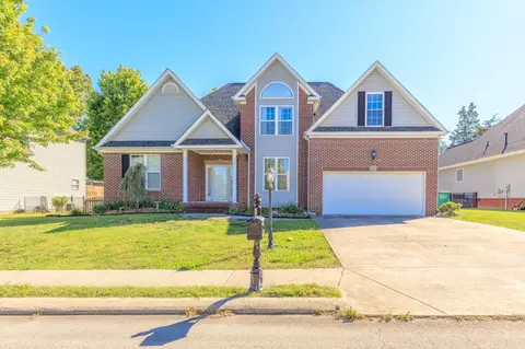 1411 Manassas Dr, Hixson, TN 37343