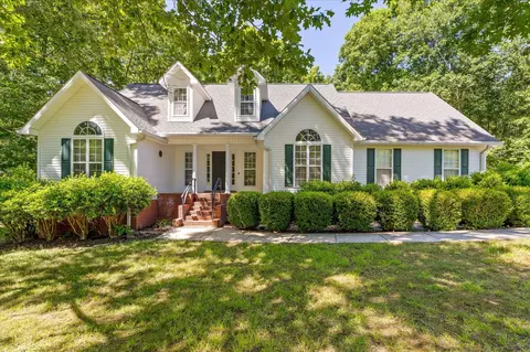 381 Big Cedar Dr, Dunlap, TN 37327