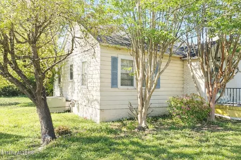 2527 Fairmont Blvd, Knoxville, TN 37917