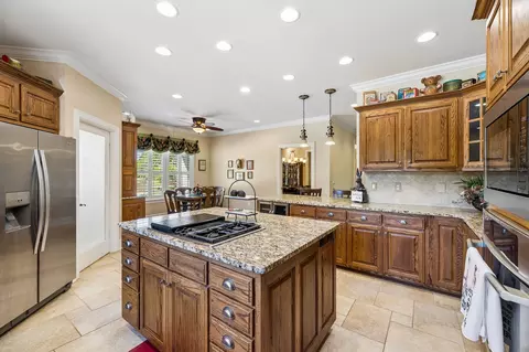 Kitchen - 800 Grove Rd, Morrison, TN 37357 photo 2 of 3