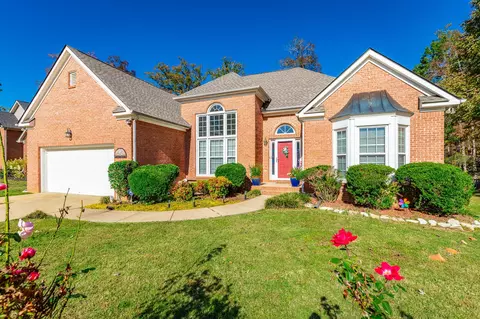 1615 Gunston Hall Rd, Hixson, TN 37343