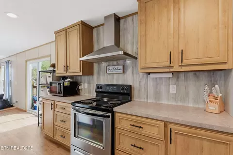 618 E Brushy Valley Dr, Powell, TN 37849 photo 9