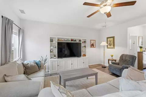 Living - 3644 Perlino Dr, Murfreesboro, TN 37128 photo 1 of 2