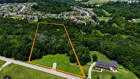 2015 Artesian Dr, Nolensville, TN 37135