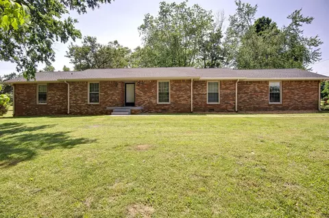 301 Glenwood Dr, Mount Juliet, TN 37122