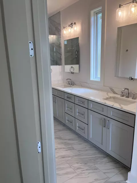 Bath - 2731 Cave Springs Rd, Springfield, TN 37172 photo 6 of 6