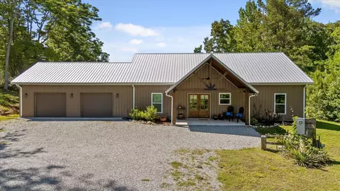 15025 May Rd, Sale Creek, TN 37373