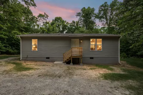 25 Stirling Rd, Camden, TN 38320
