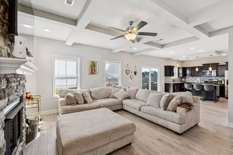 171 Sambar Dr, Clarksville, TN 37040